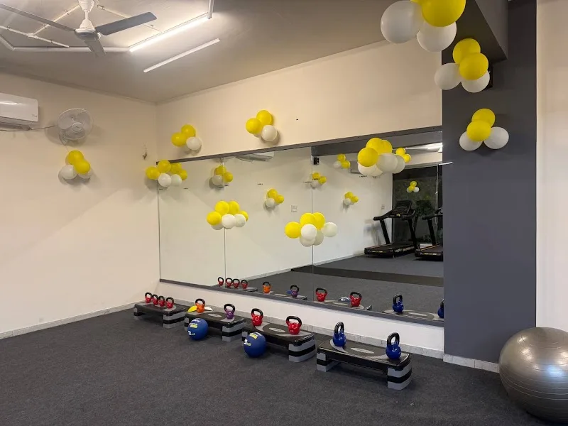 Flexfit gym — Yogi Nagar