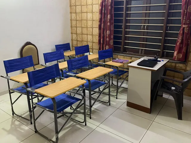 AJ Spoken English — Language in Narayan Nagar