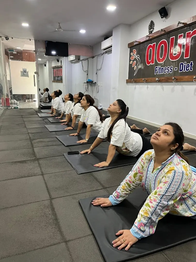 Aarti fitness trainer — Fitness Center in Hansol