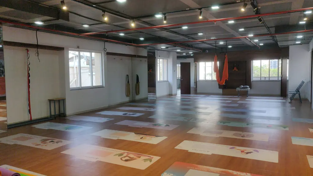 Ekam Yoga — Yoga in Undri