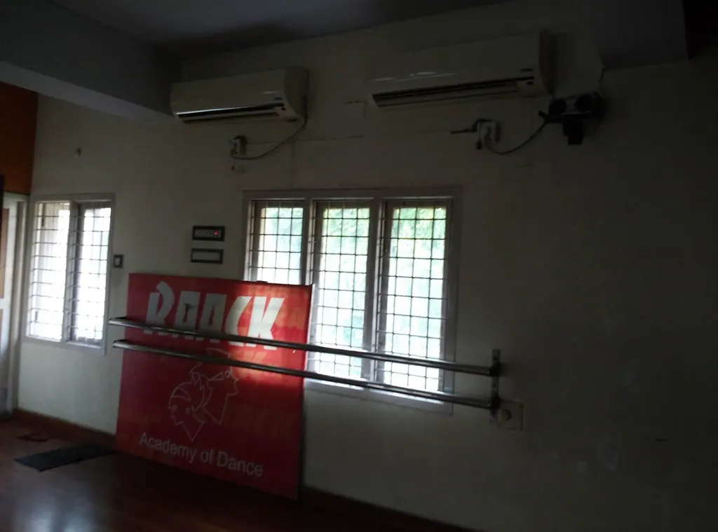 Royal school of music and dance Lakshmipuram — Dance in Lakshmipuram