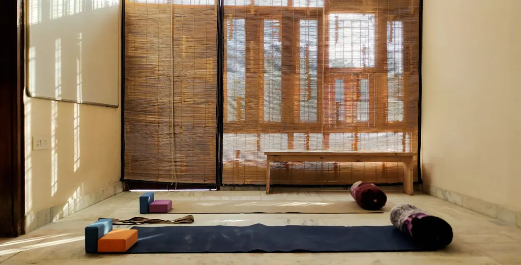 Studio Atman — Yoga in Brijlalpura