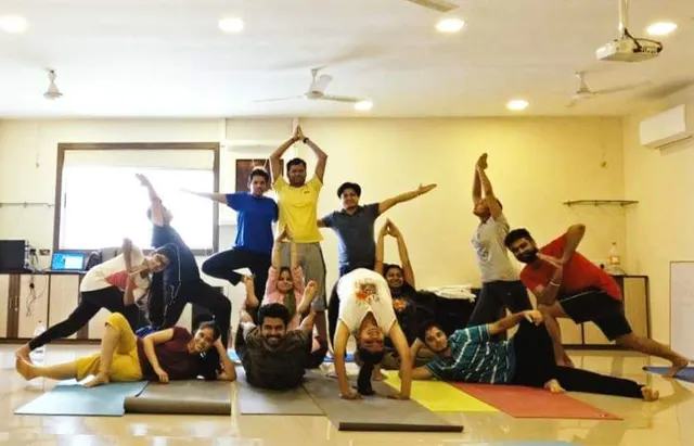 Art of Living- Bhawanipur Centre — Yoga in Bhowanipore