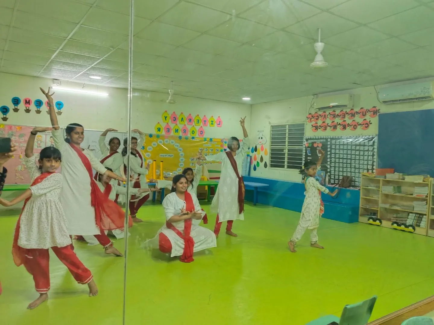 Prachi kathak dance class photo 1