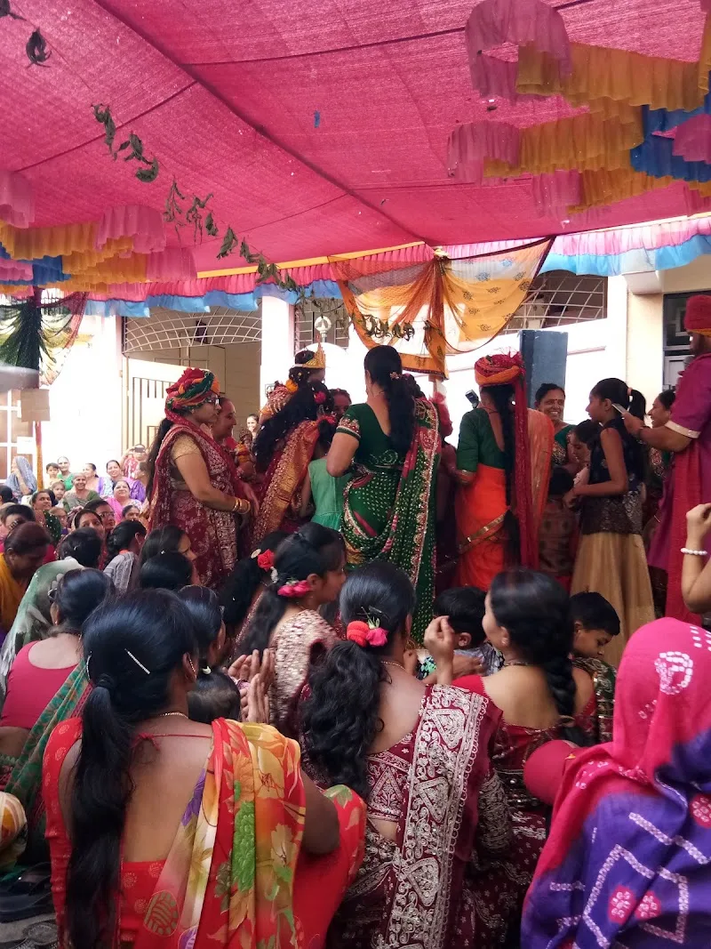 Gokul dandiya classes — Dance