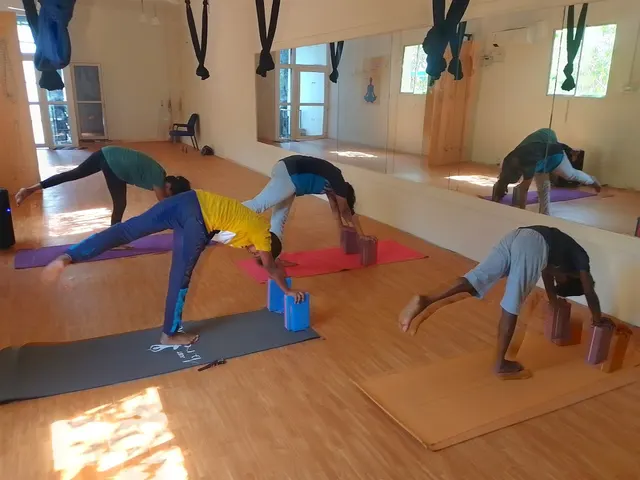 Pranaya yoga studio Thiruvanmiyur — Yoga in Thiruvanmiyur