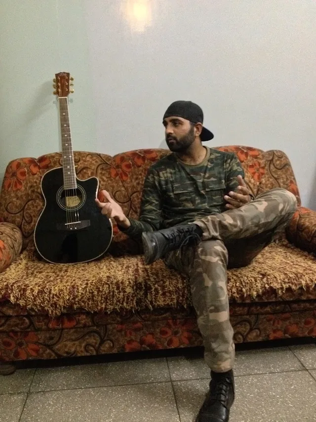 Guitar Classes — Music in Ratanada