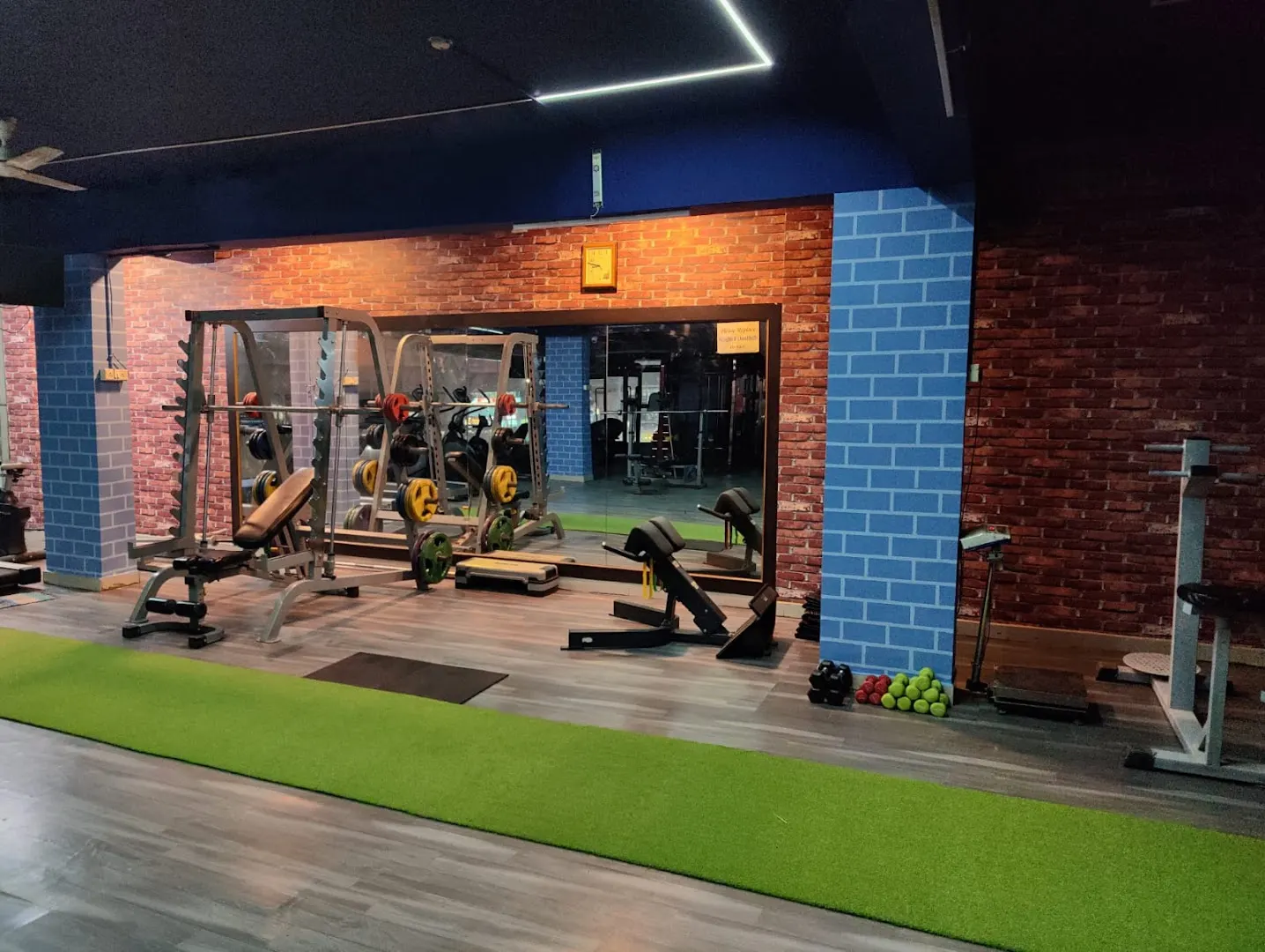 Rage Crossfit photo 1