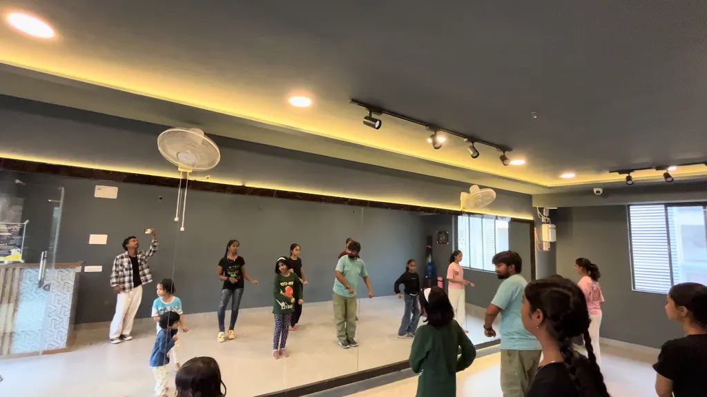Light dance academy — Dance in Wagholi