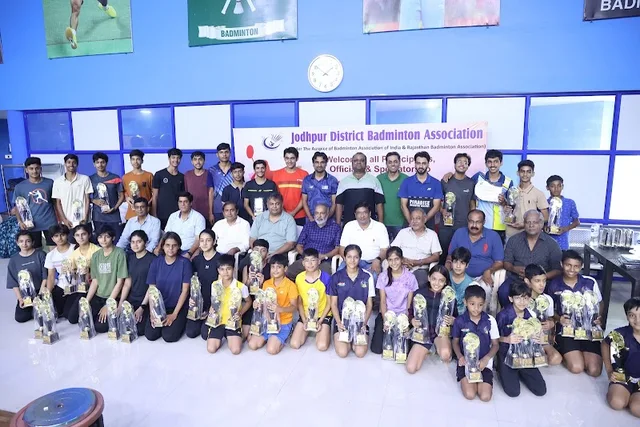 Master Shuttlers Academy — Badminton in Shastri Nagar