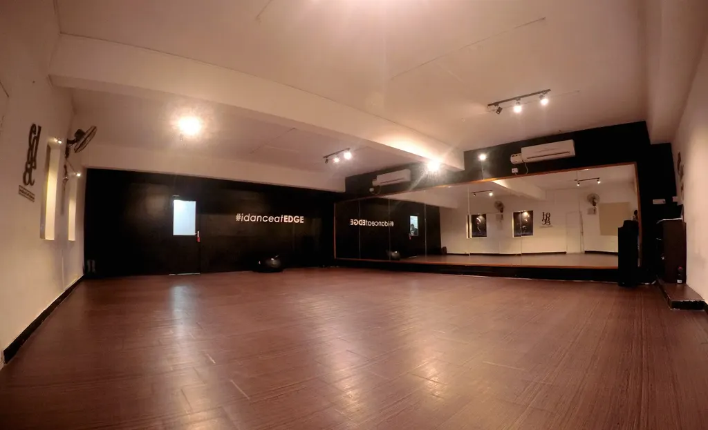EDGE — Dance in West Mambalam
