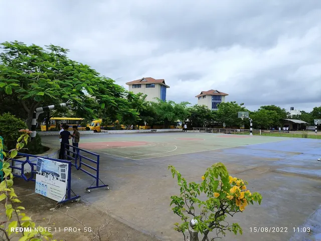 Mount St. Patrick Academy — Dance in Lohegaon