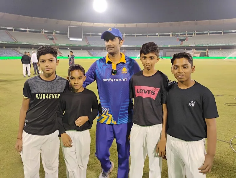 professional cricket academy — Cricket in Mowa