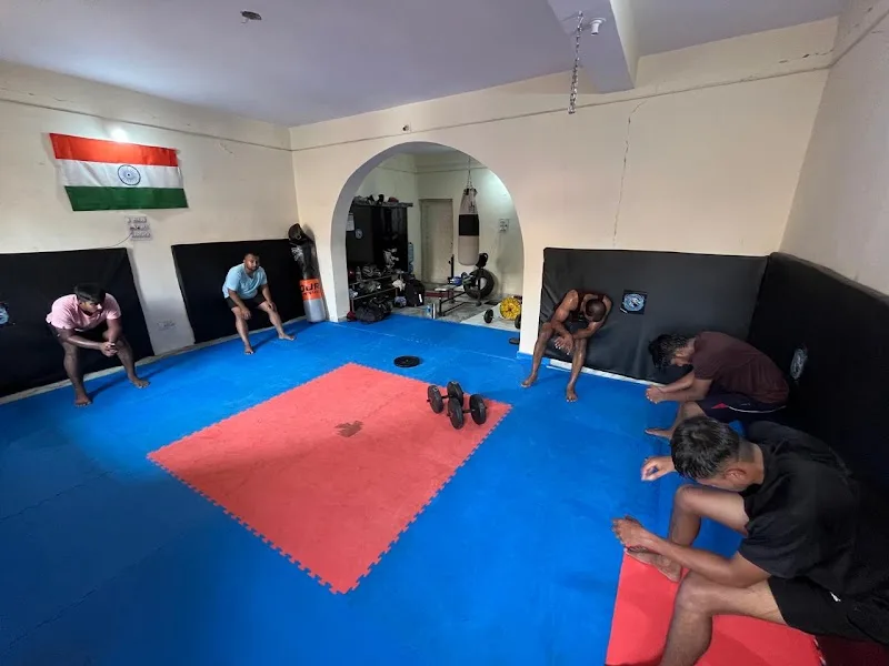 Clutch Fighters Club ( MMA & Fitness Centre) — Boxing & Combat Fitness in Samlong
