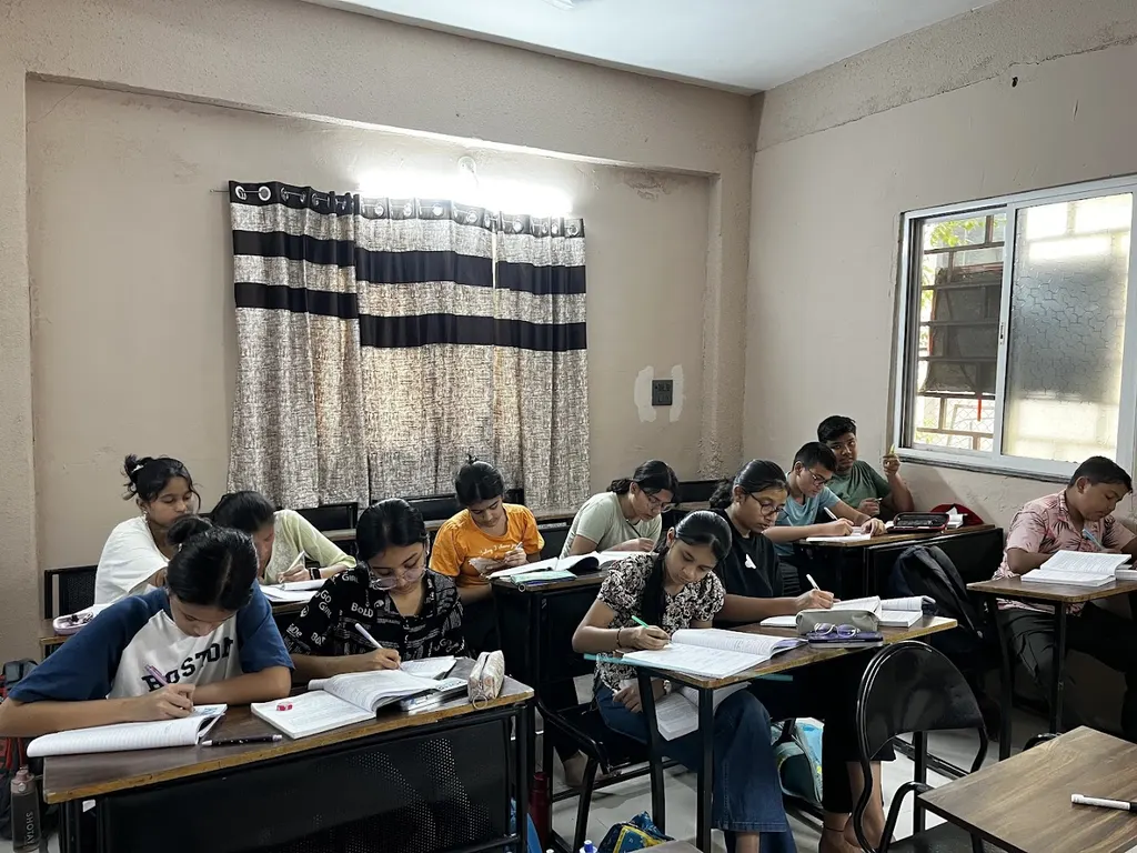 Scale Up Classes — Coding & Robotics in Pimple Saudagar