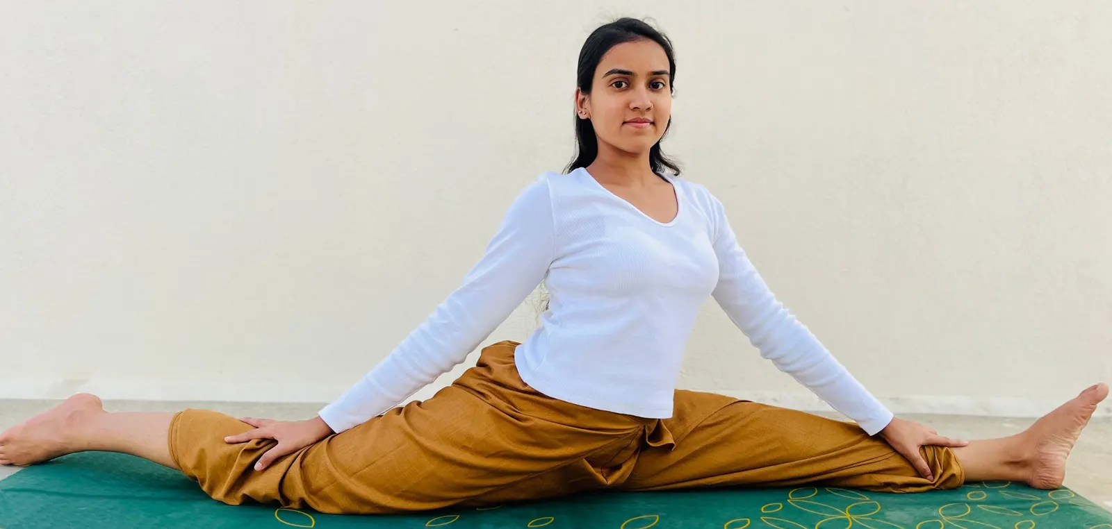 Saakalyaa Yoga Classes and Sound Healing sessions (Online) — Yoga in Srirampura, Bengaluru