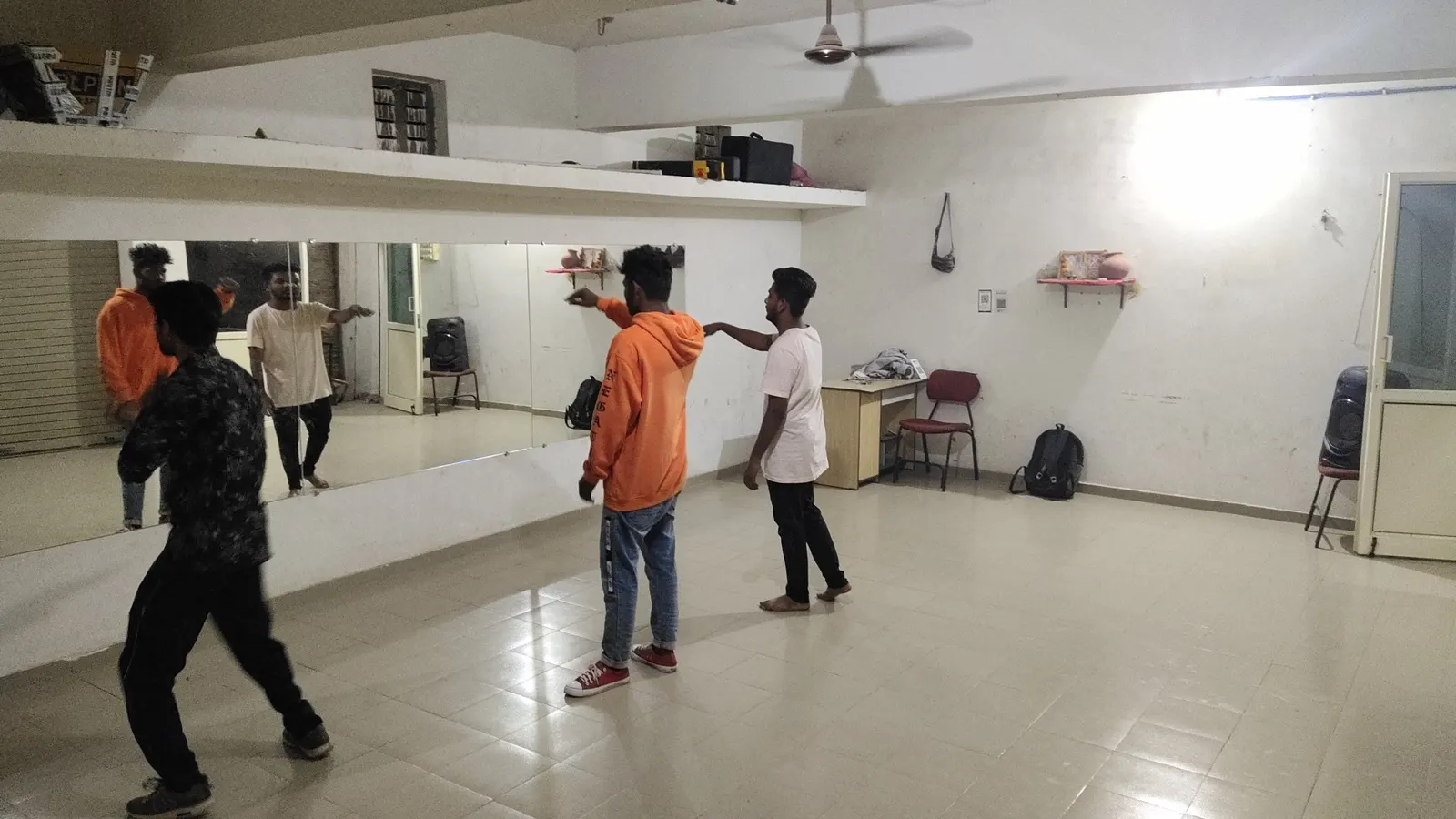 D Unity Dance Studio photo 1