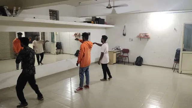 D Unity Dance Studio — Dance in Odhav