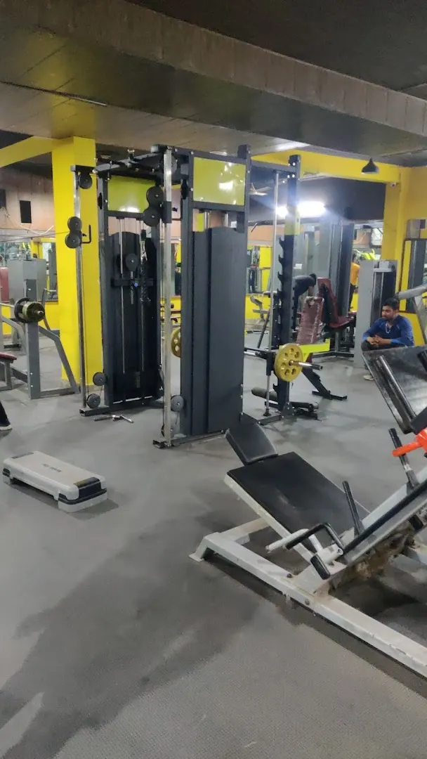 THE PLANET GYM