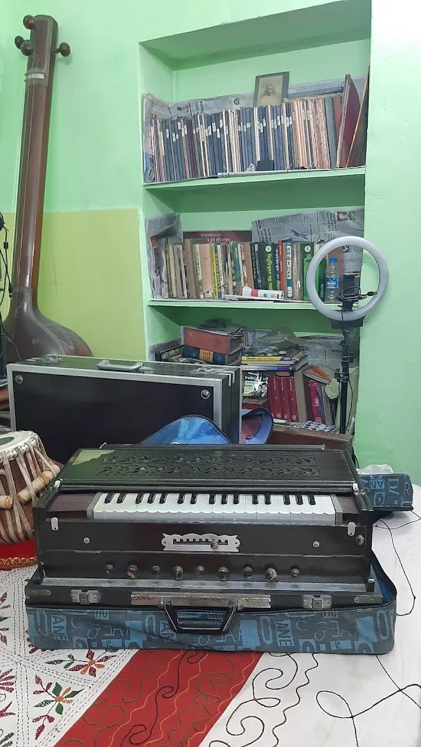 Singing Classes with Prof. Supriyo Chottopadhyay — Music in Belgachia