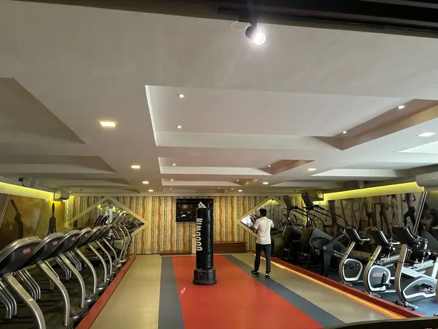 FITNESS18 GYM