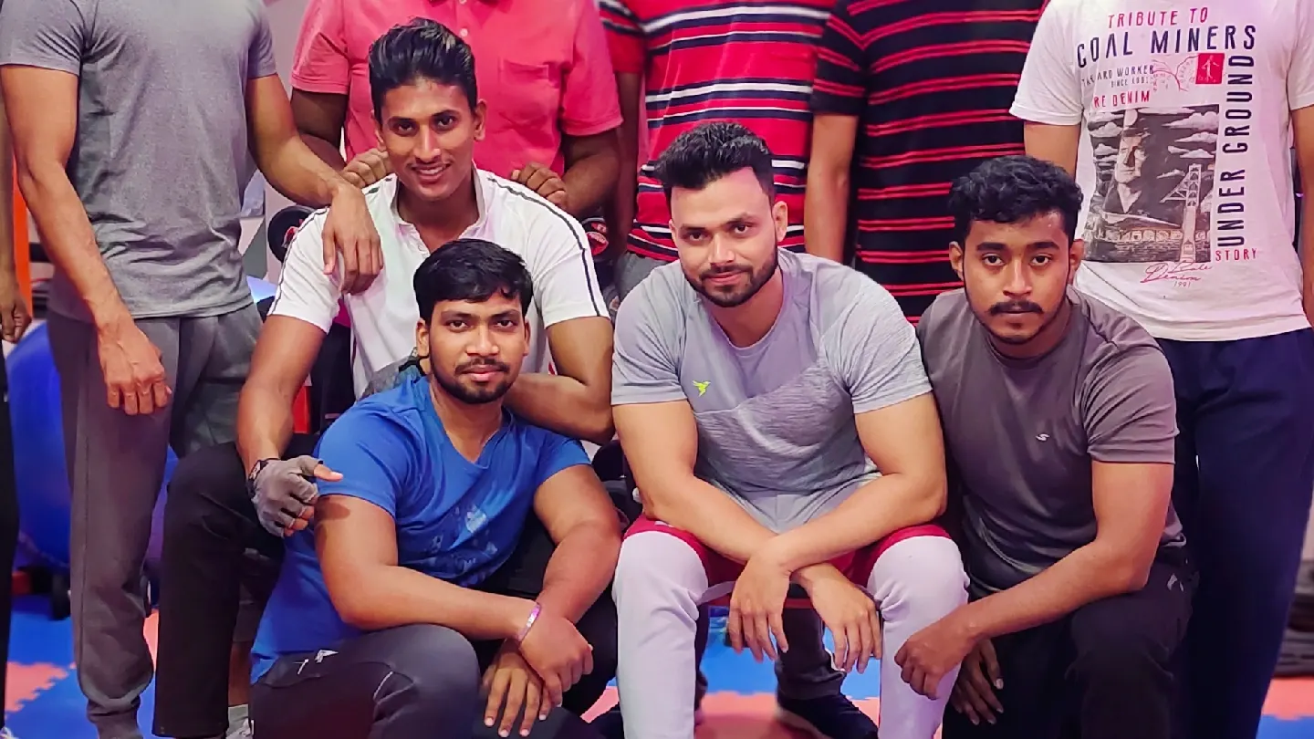 ROYAL FITNESS — Standard Gym in Bramhapur, Kolkata