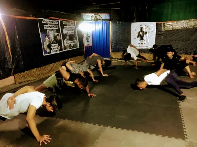 FIGHTERS DEN MMA — Martial Arts in Beniapukur