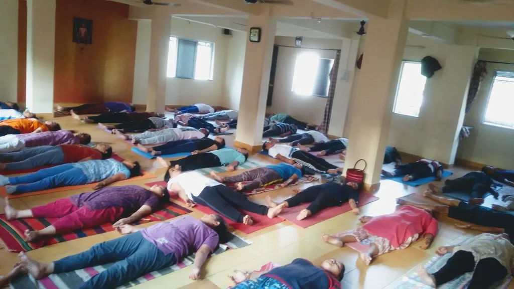 Omkar Yog Sadhana Varg — Yoga in Bibwewadi