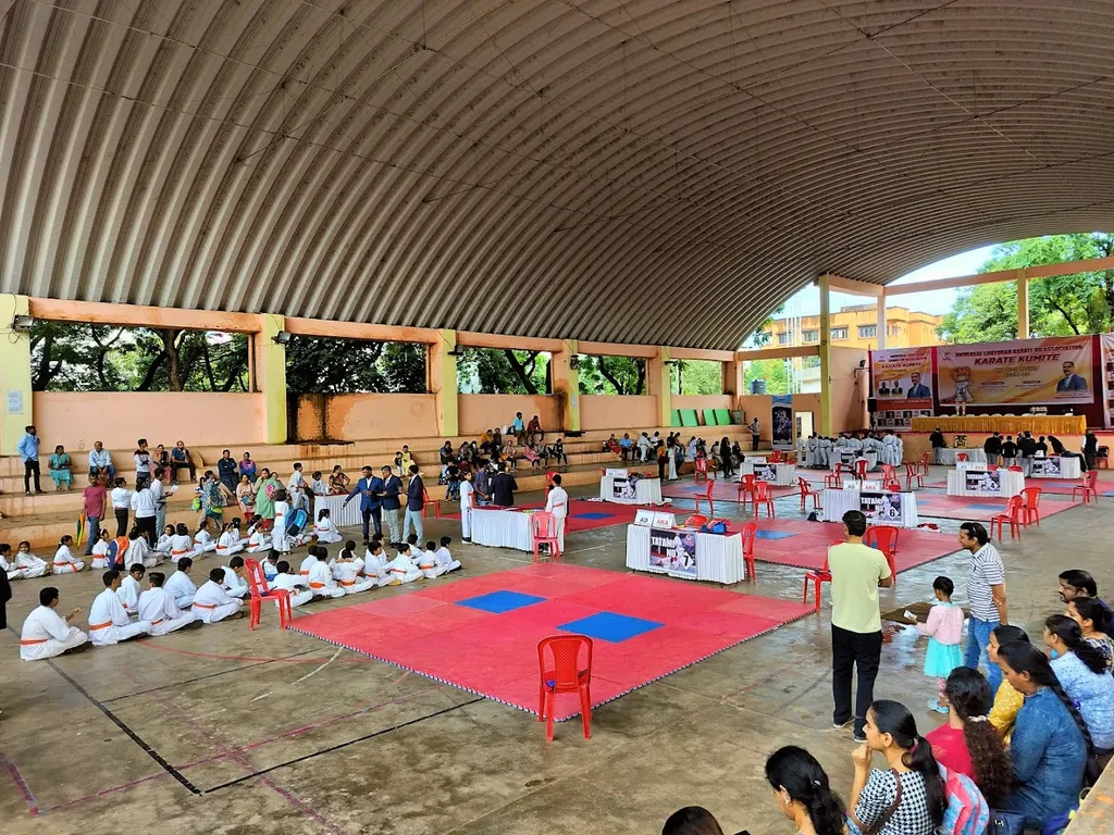 Meenatai Thakre Skating Hall — Skating in Nigdi