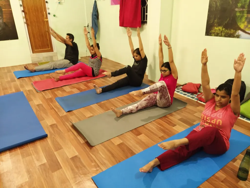 Yoga Sutra Gariahat — Yoga in Gariahat