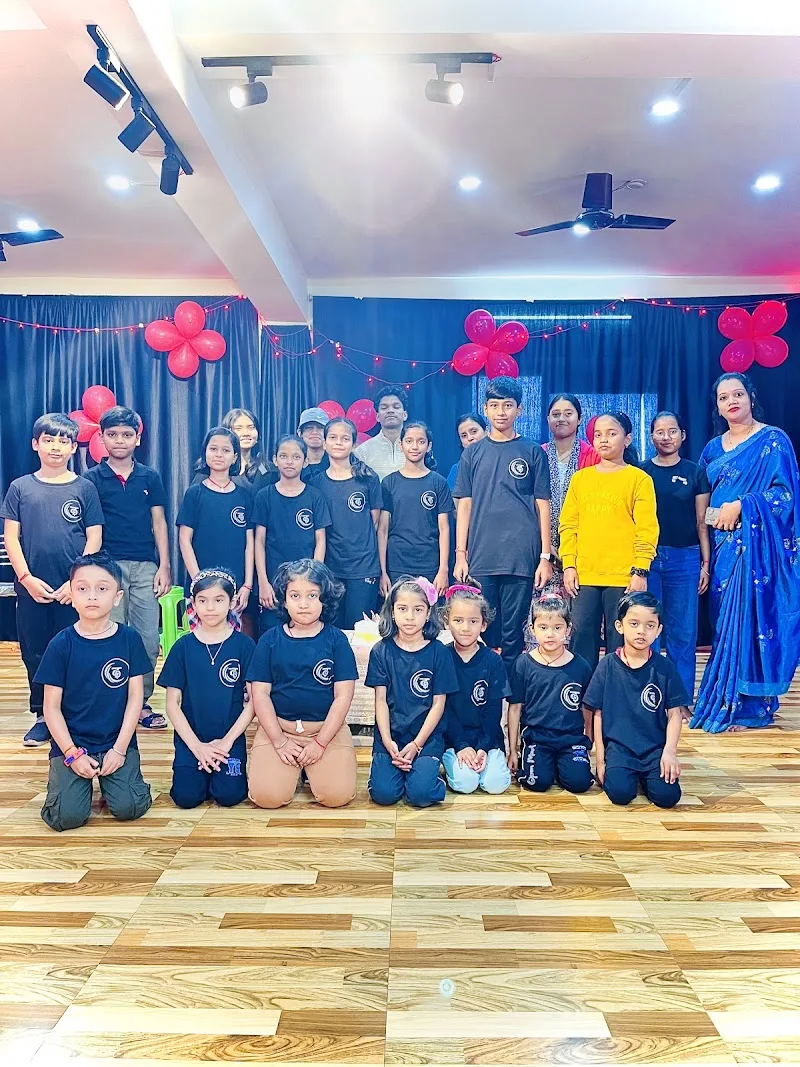 The Dream - Dance & fitness studio — Dance in Hesag