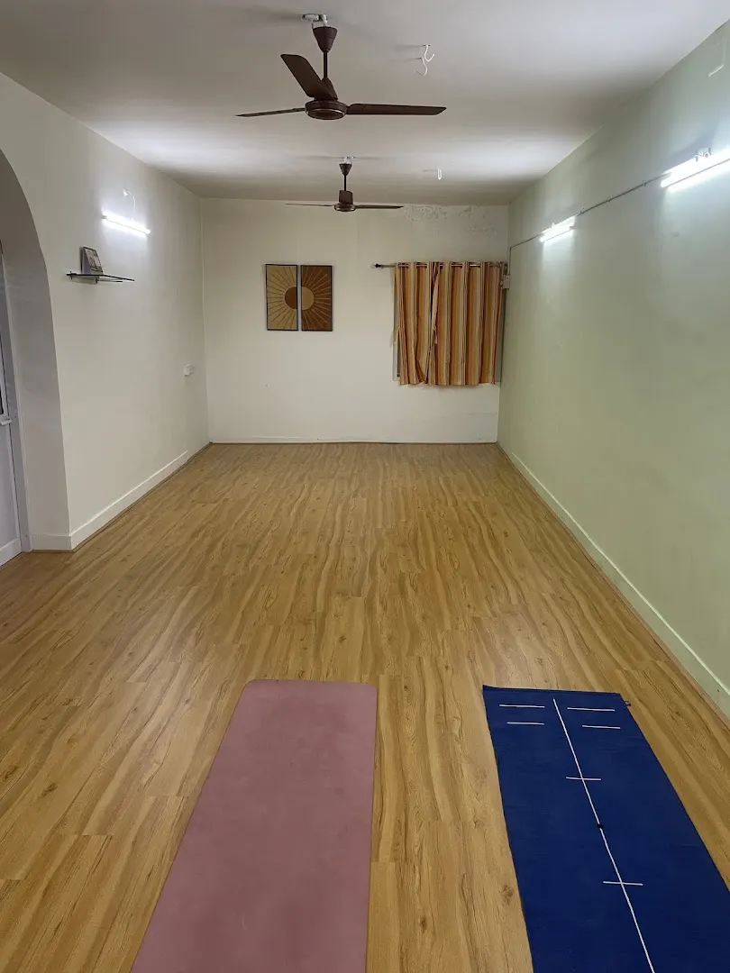 D School of yoga — Yoga in K. K. Nagar