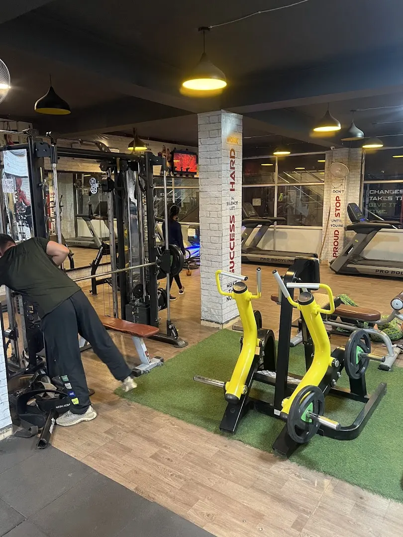 Health Fit Fitness Gym — Standard Gym in Dcm, Jaipur