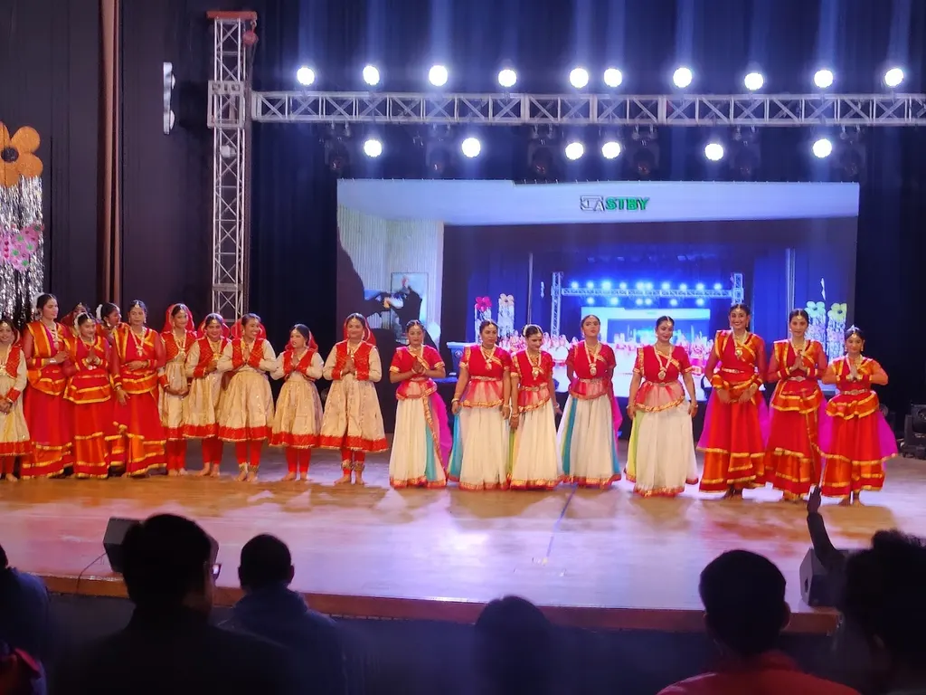 Nrityati Jalupura — Dance in Jalupura