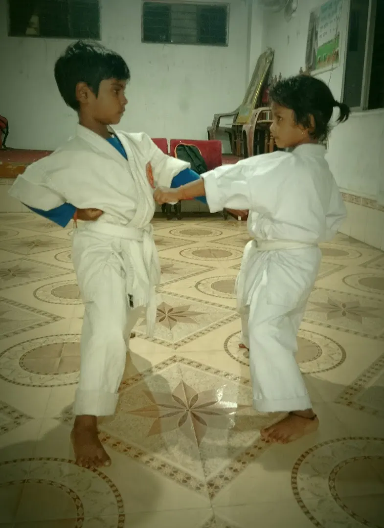 Jinrui shotokan karate do-academy — Martial Arts in Entally