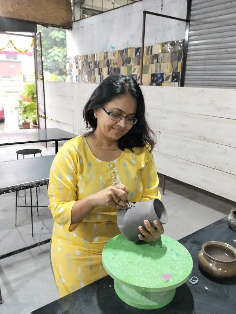 Clay7Studio — Art & Craft in Erandwane