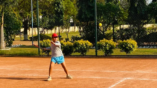 The young champ tennis academy — Tennis in Sector 8
