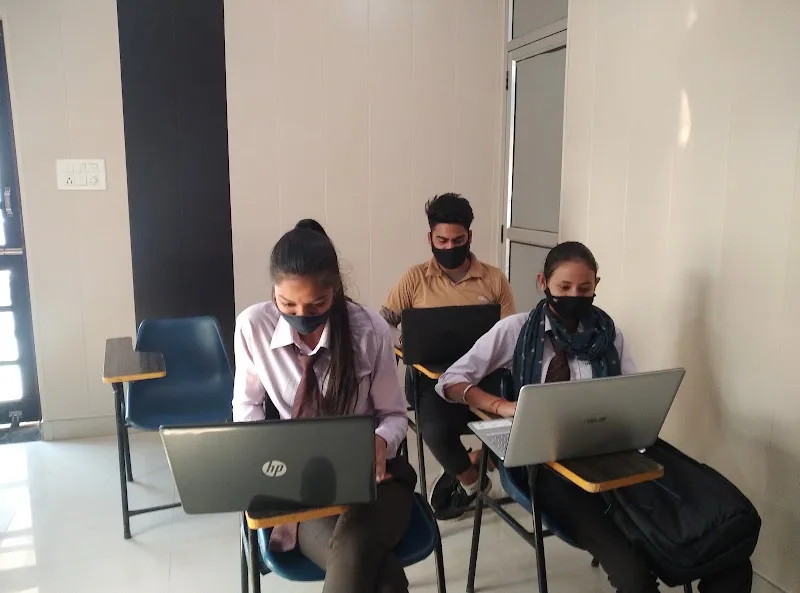 Codiens — Coding & Robotics in Banjarawala