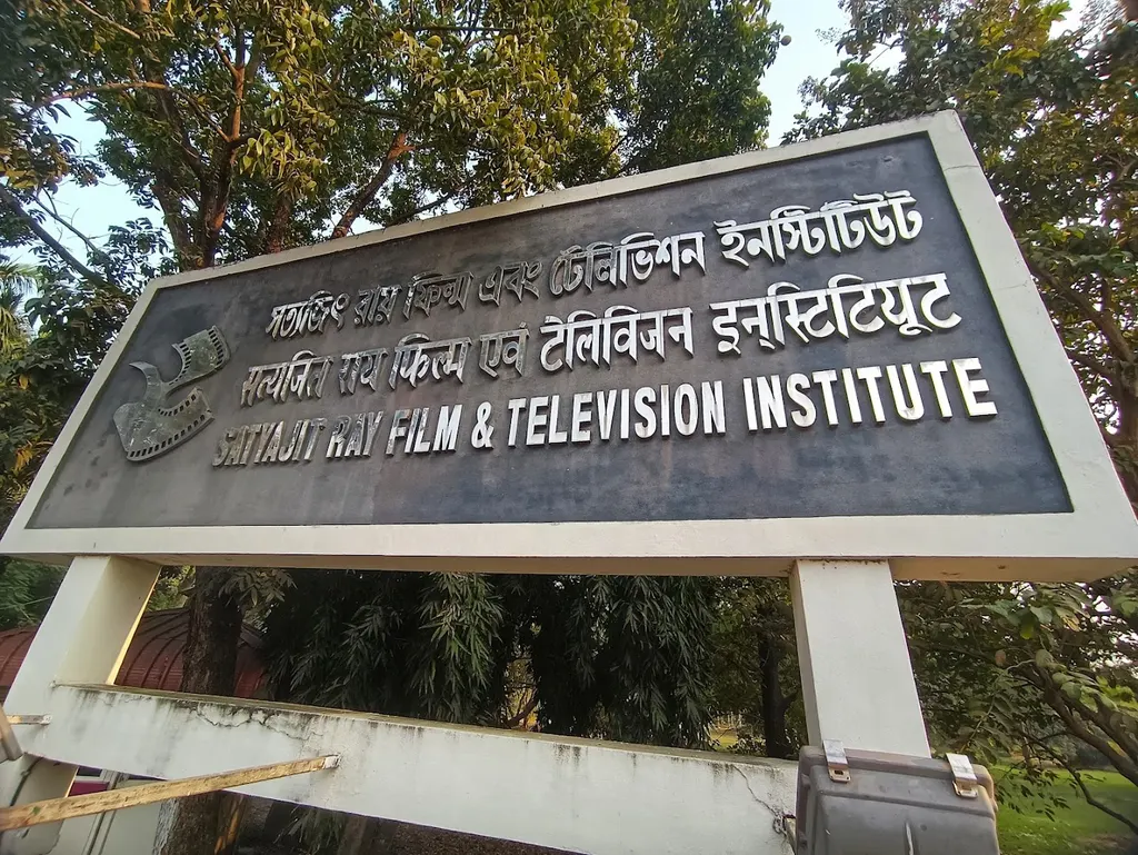 Satyajit Ray Film & Television Institute (SRFTI) — Theatre & Drama in Pancha Sayar