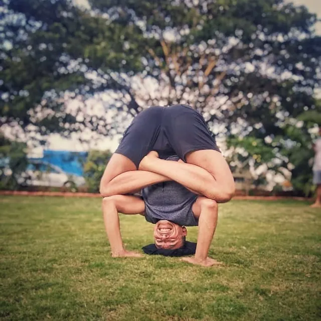 BE Holistic — Yoga in Kalighat