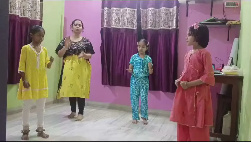 Dakshin Howrah Art Center — Dance in Baksara