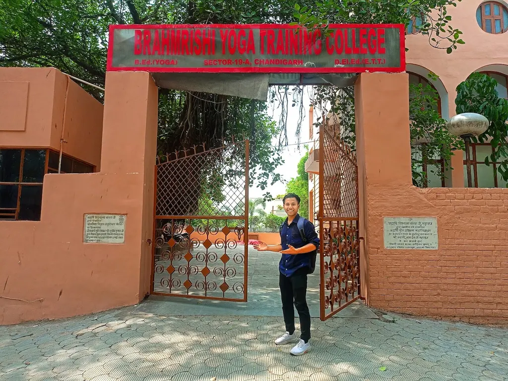 Brahmrishi Yoga Training College — Yoga in Sector 19