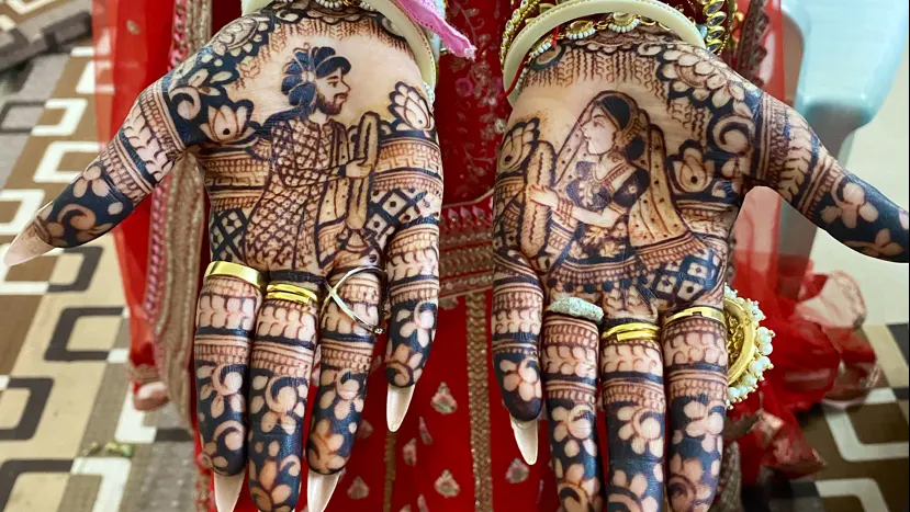 Prayosha mehndi classes | bridal mehndi specialist — Theatre & Drama in Vastral