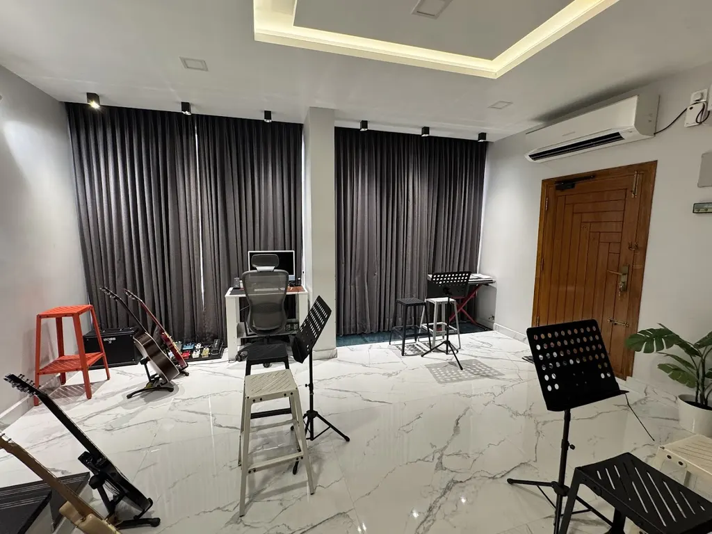 The Guitar Room — Music in Adambakkam