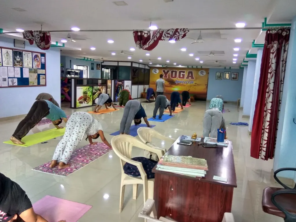 RR YOGA Spirit of life — Yoga in Kukatpally