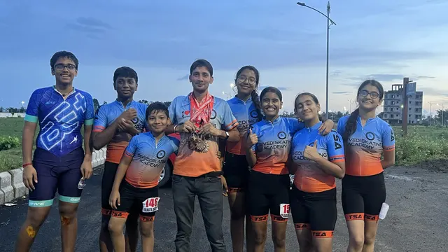 TRIVEDI SKATING ACADEMY — Skating in Machuabazar