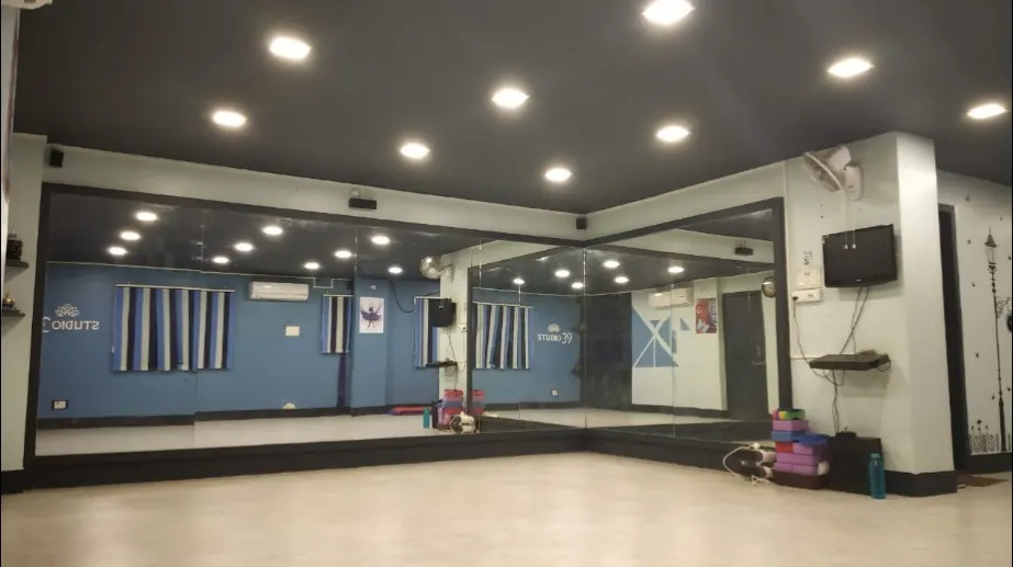 Studio 39 — Yoga in Bhowanipore