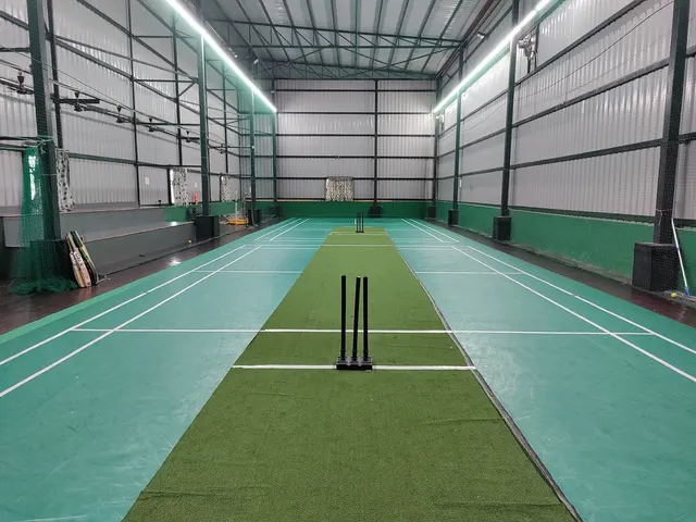 Smash Hit — Badminton in Choolai