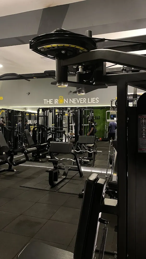 ZENERGY FITNESS CLUB - Saligramam — CrossFit & Functional Training in Annamalai Colony, Chennai