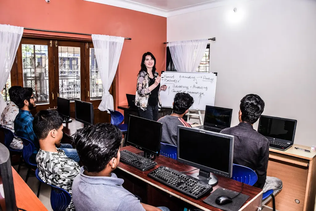 CMID SCHOOL — Music in Wadgaon Sheri